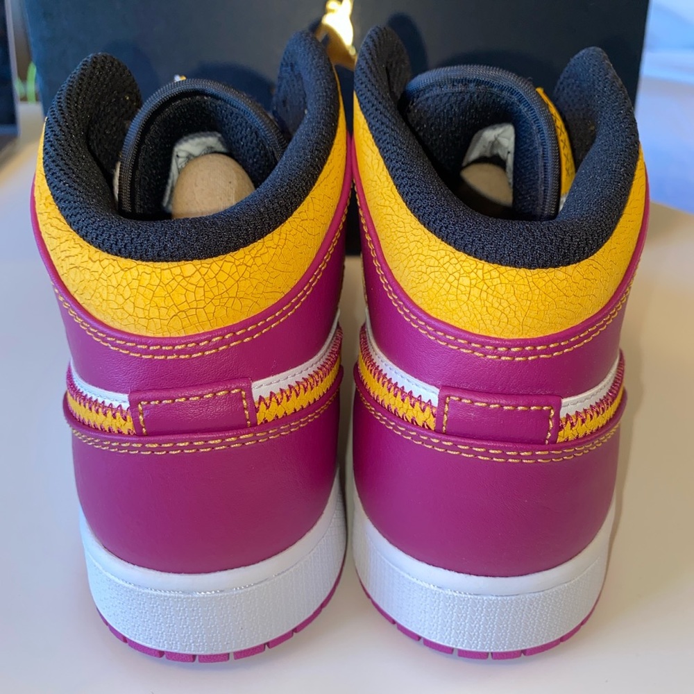 Air Jordan 1 Mid Dia De Muertos - Picture 4 of 4